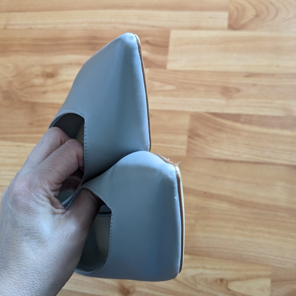 Pointed pumps - Picture 6 of 11